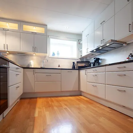 House In With Amazing Views Vakantiehuis *
