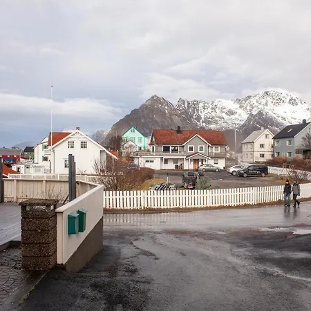 House In With Amazing Views *
